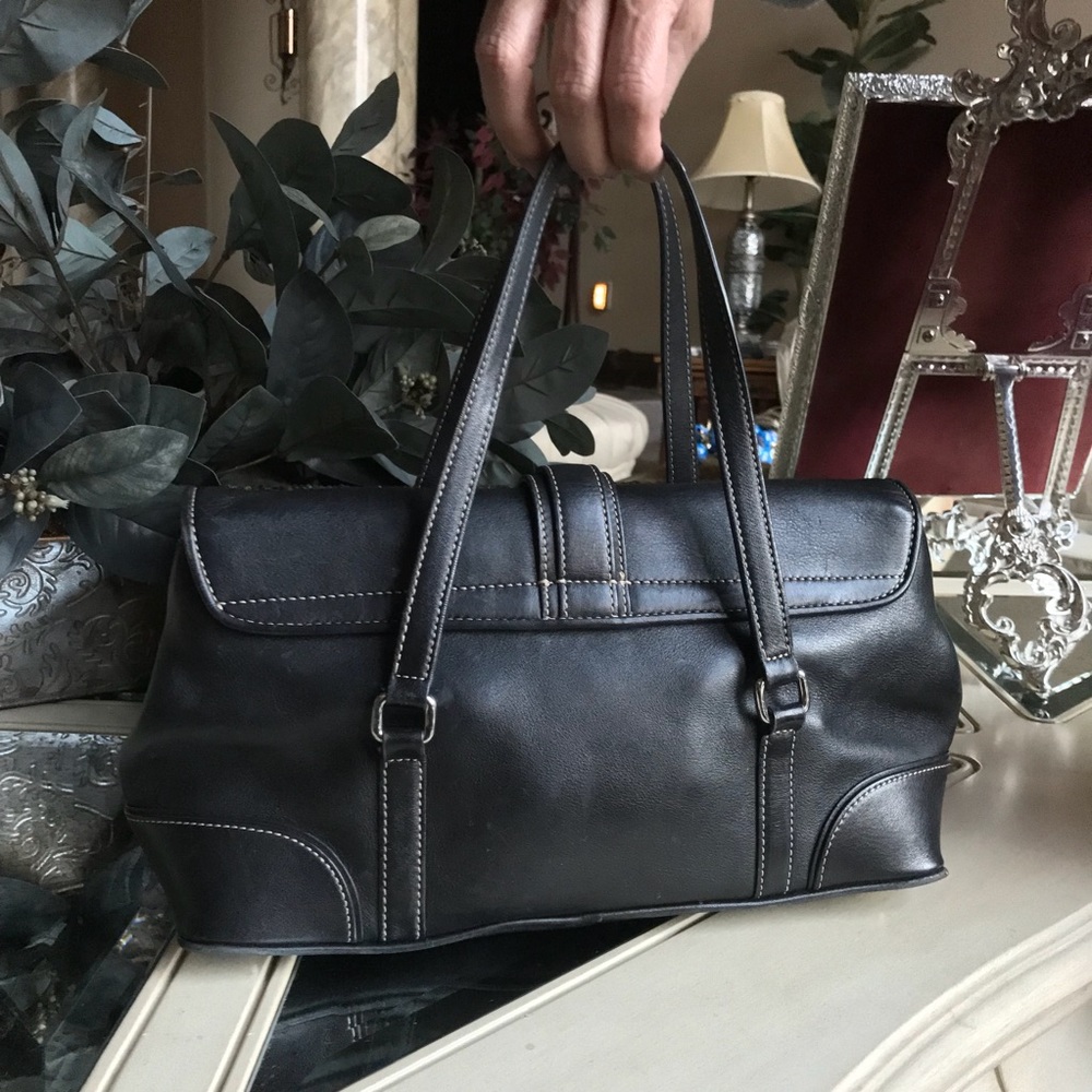 Coach purse - Picture 2 of 5
